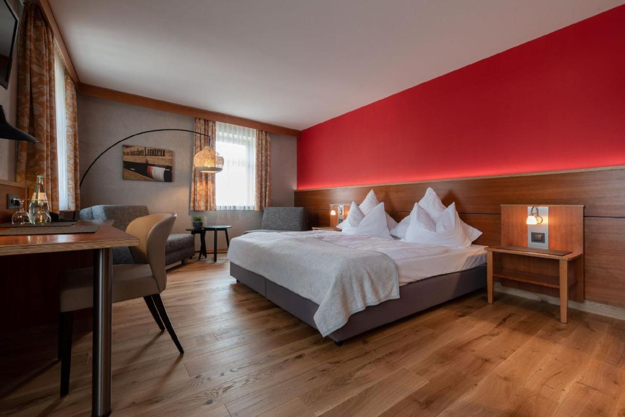 Biobausewein Wein Hotel Leben Iphofen Exteriör bild