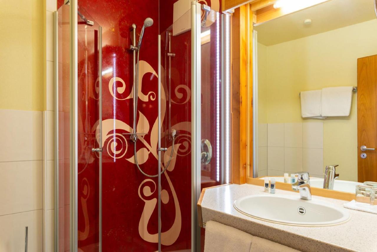 Biobausewein Wein Hotel Leben Iphofen Exteriör bild
